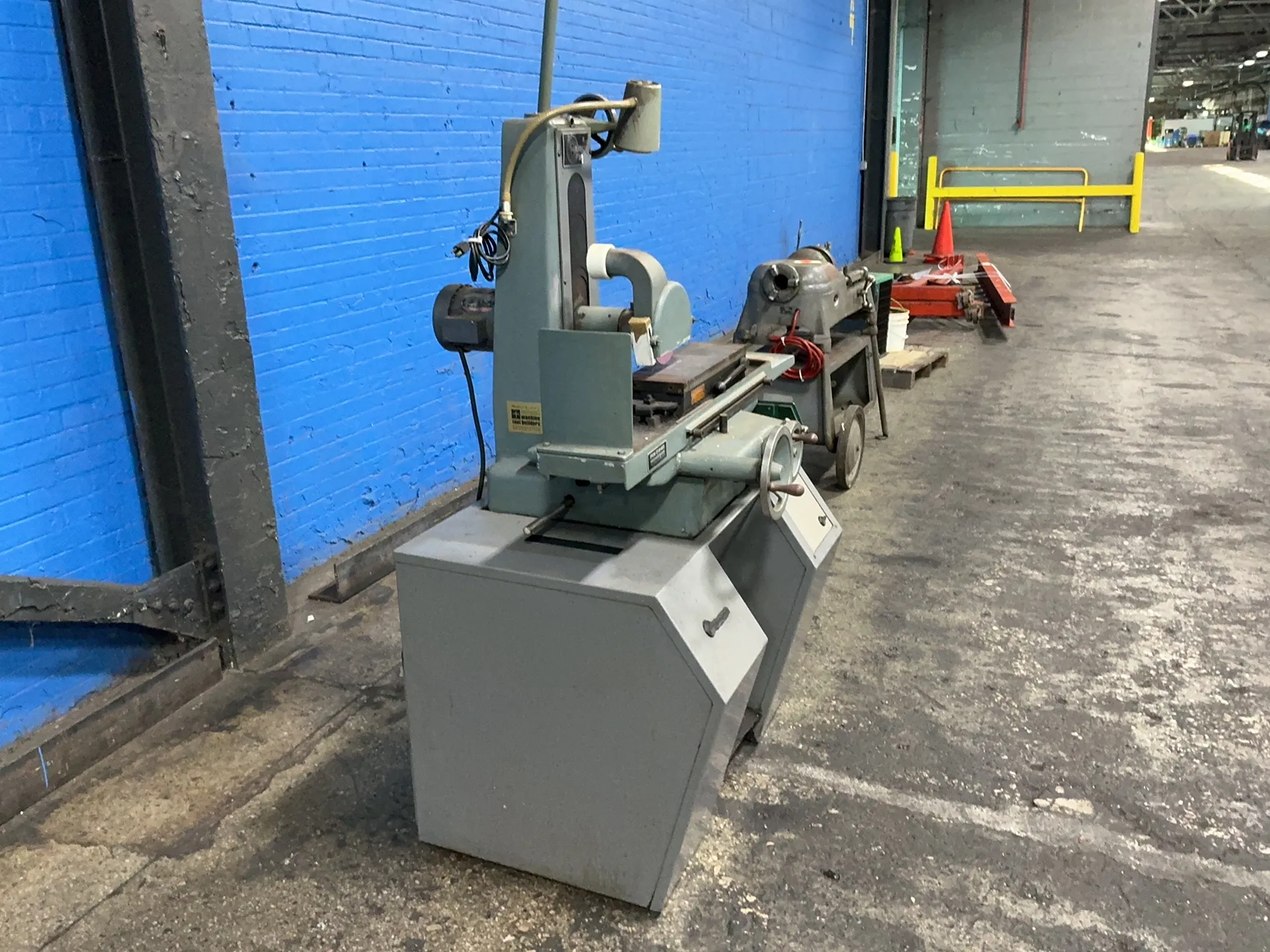 6" x 18" Harig, surface grinder, 6" grinding disk, 1 HP, 1725 RPM - Image 4