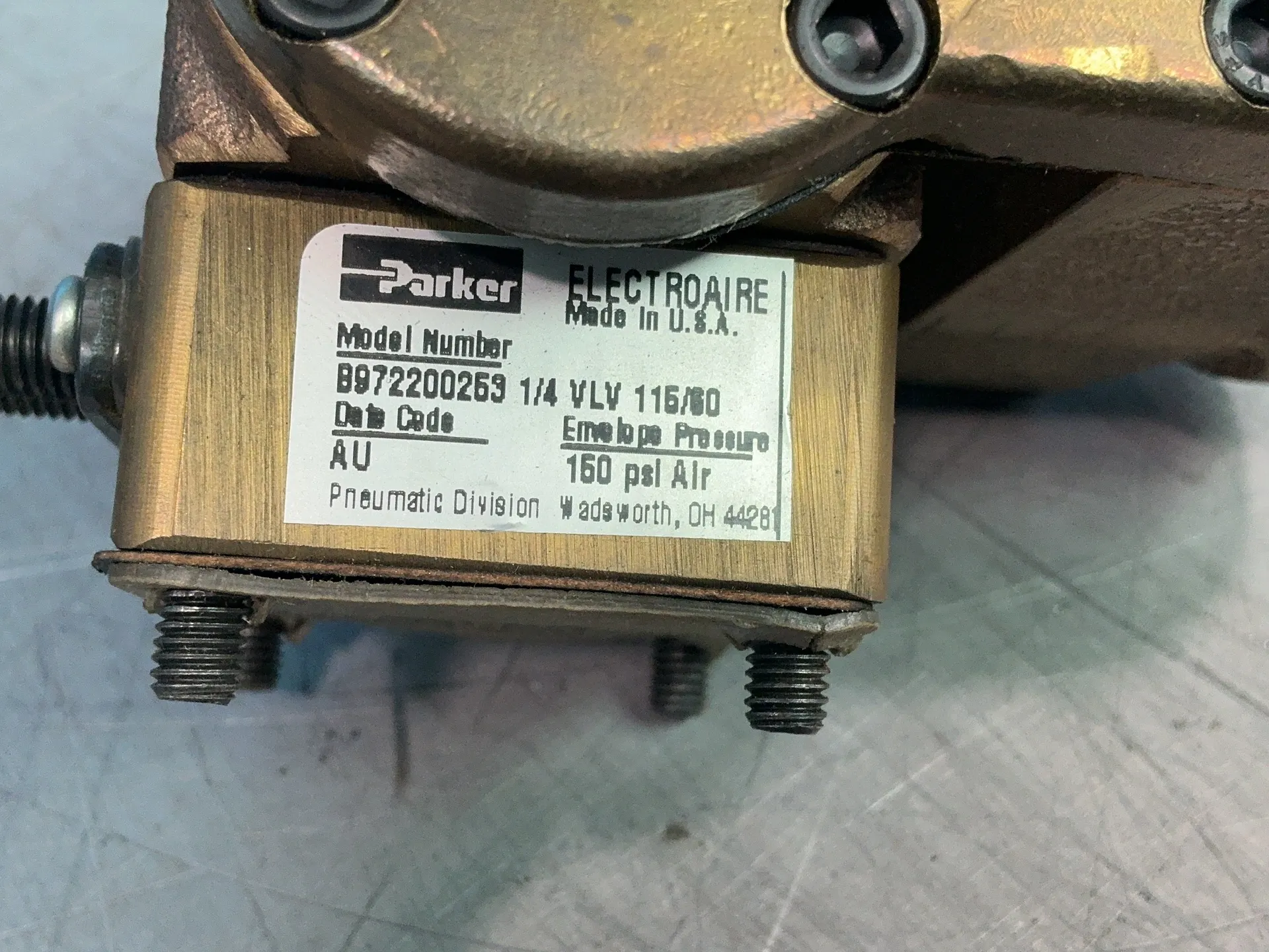 Parker #B972200253, Directional Valve, 1/4", 150 PSI - Image 3