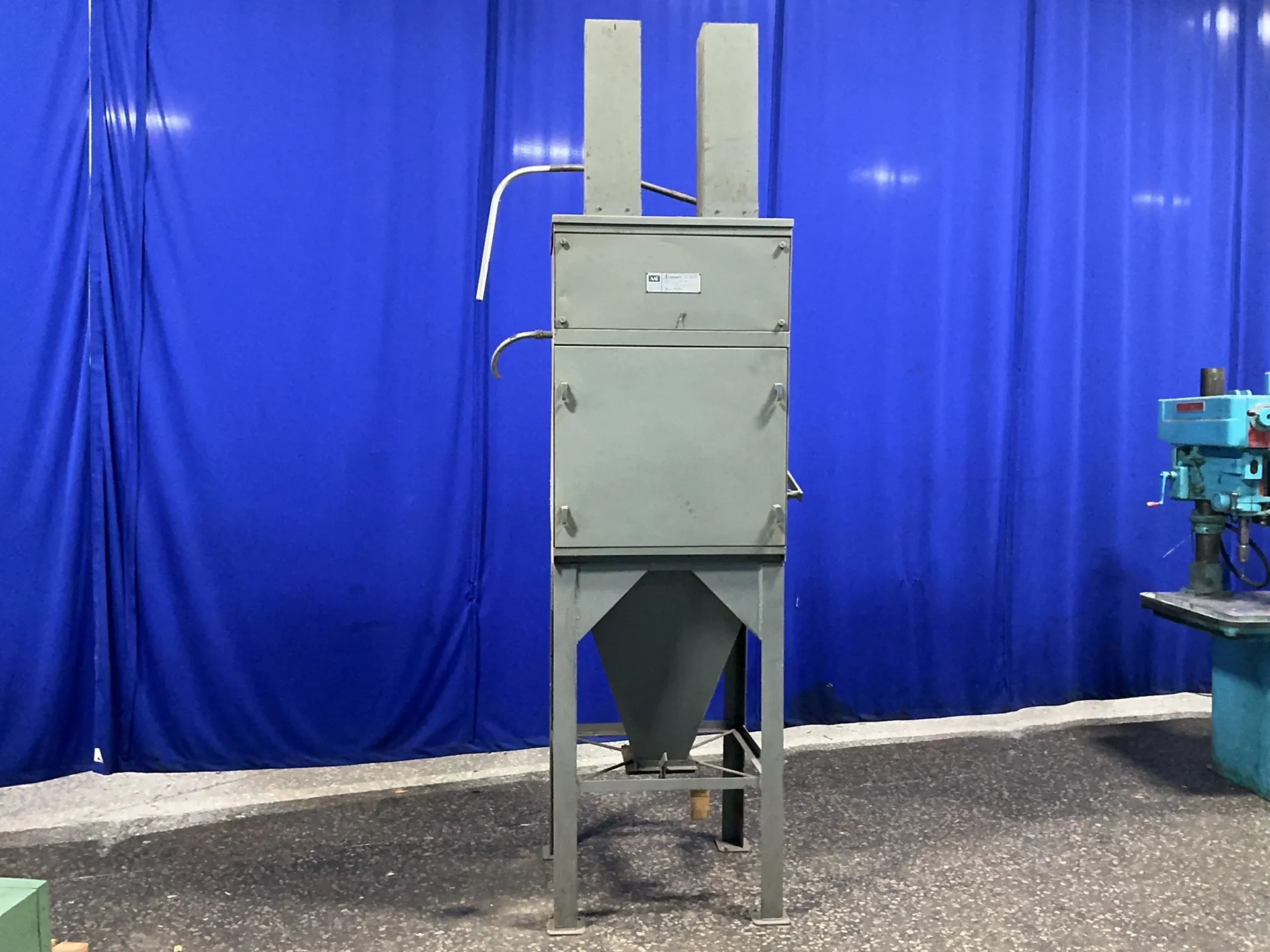 American Air Filter, Dust Collector, 27" x 30" x 74" - Image 2