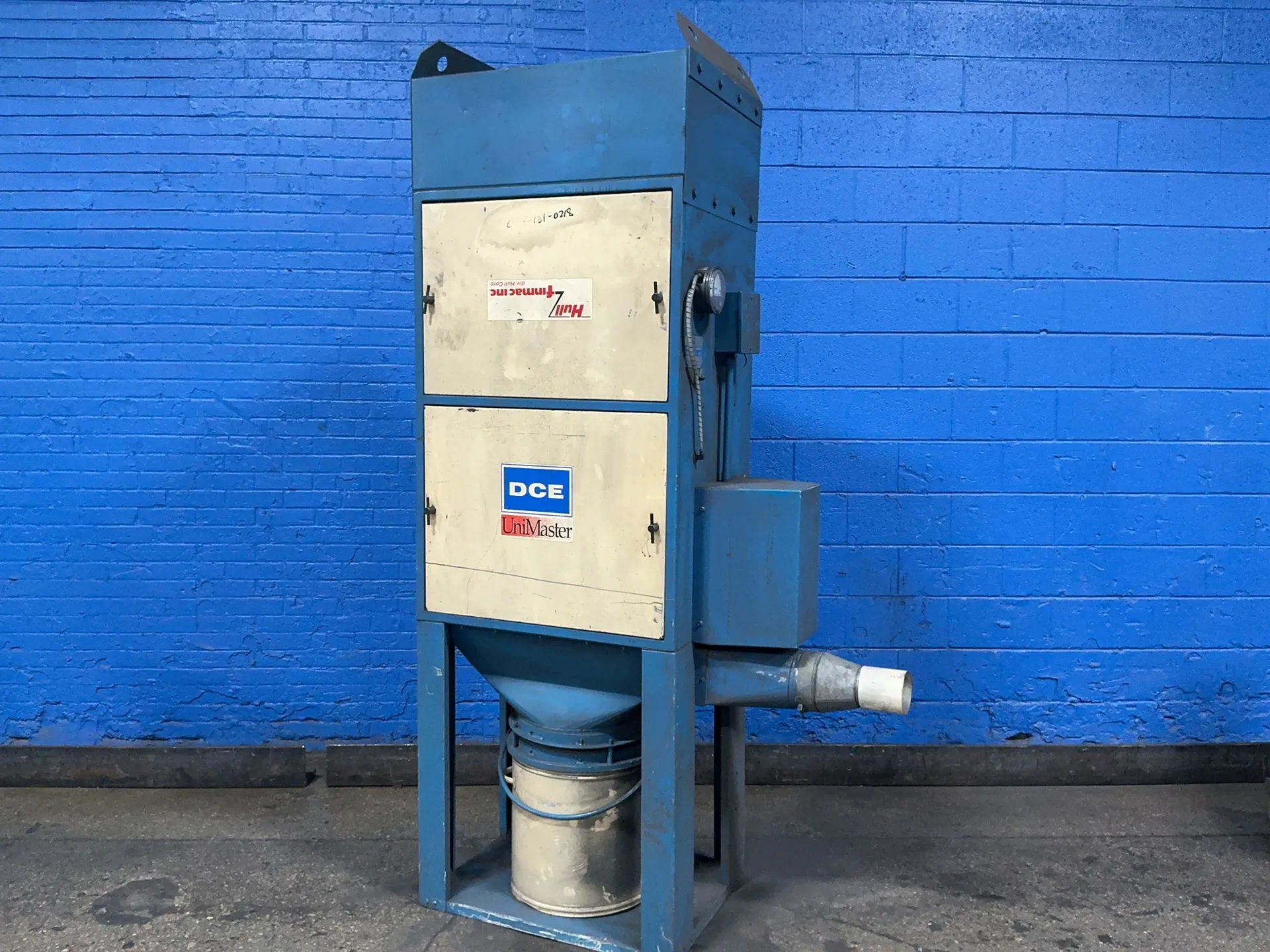 DCE #UMA102K3AD, Dust Collector, 2 HP, 230 V. - Image 1