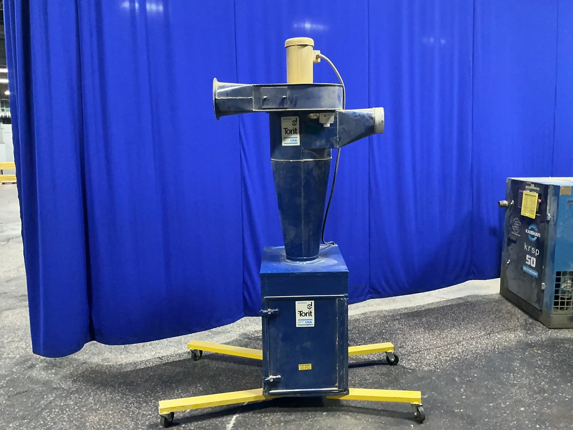 Donaldson #19, Dust Collector, 18" x 23" x 18", 2 HP, 3600 RPM, 230/460 V. - Image 2