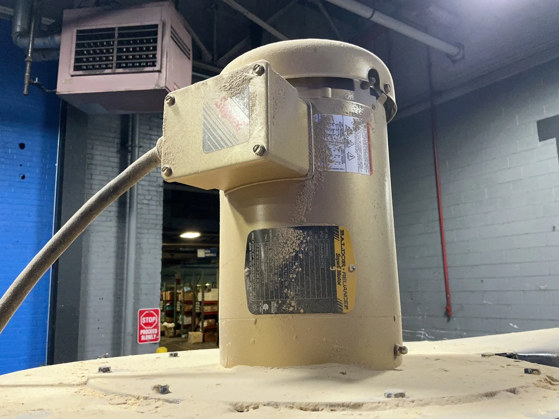 Donaldson #19, Dust Collector, 18" x 23" x 18", 2 HP, 3600 RPM, 230/460 V. - Image 4
