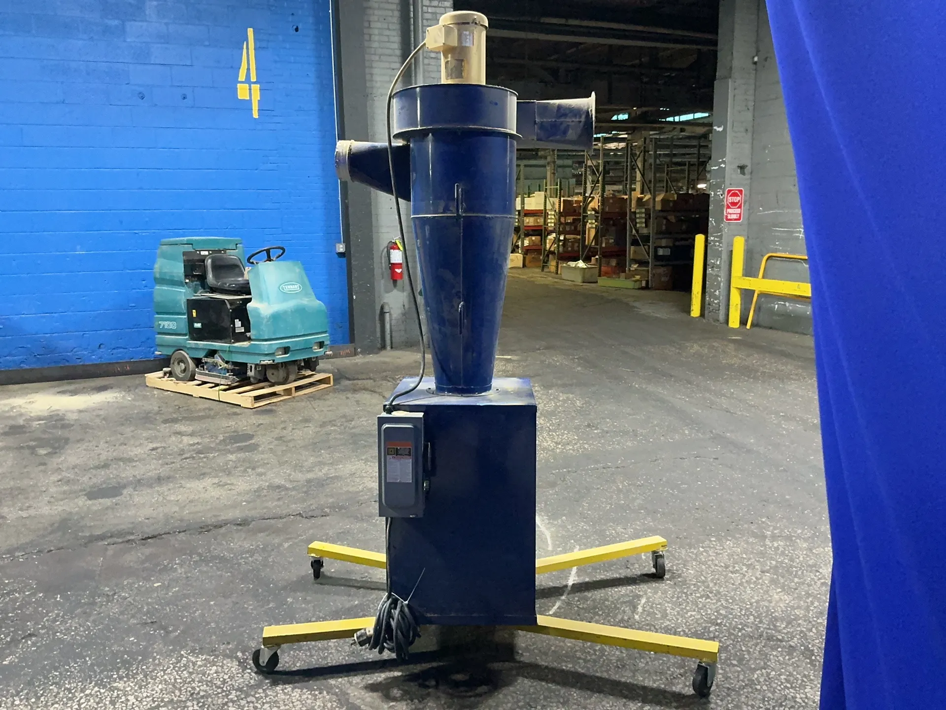 Donaldson #19, Dust Collector, 18" x 23" x 18", 2 HP, 3600 RPM, 230/460 V. - Image 5