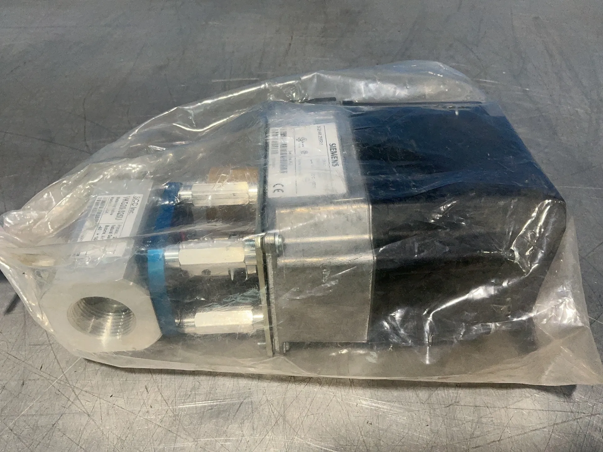Siemens / SCC #SQM40.255R11/VKG20.025U, Metering Valve and Actuator Assembly, 25 psi, 120 Volts - Image 6