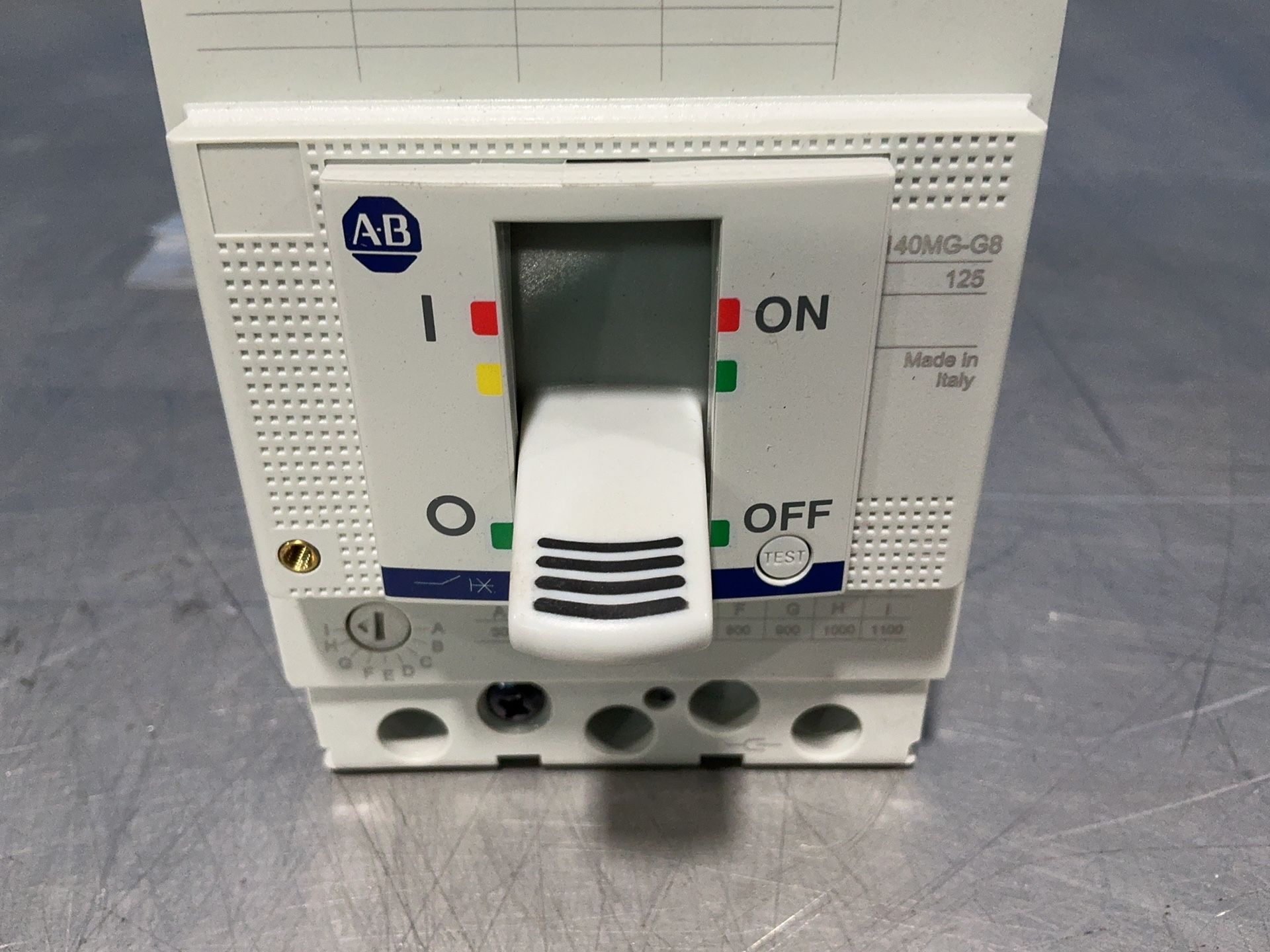 125 Amps, Allen-Bradley #140MG-G8P-D10, Instantaneous Trip Circuit Breaker - Image 5