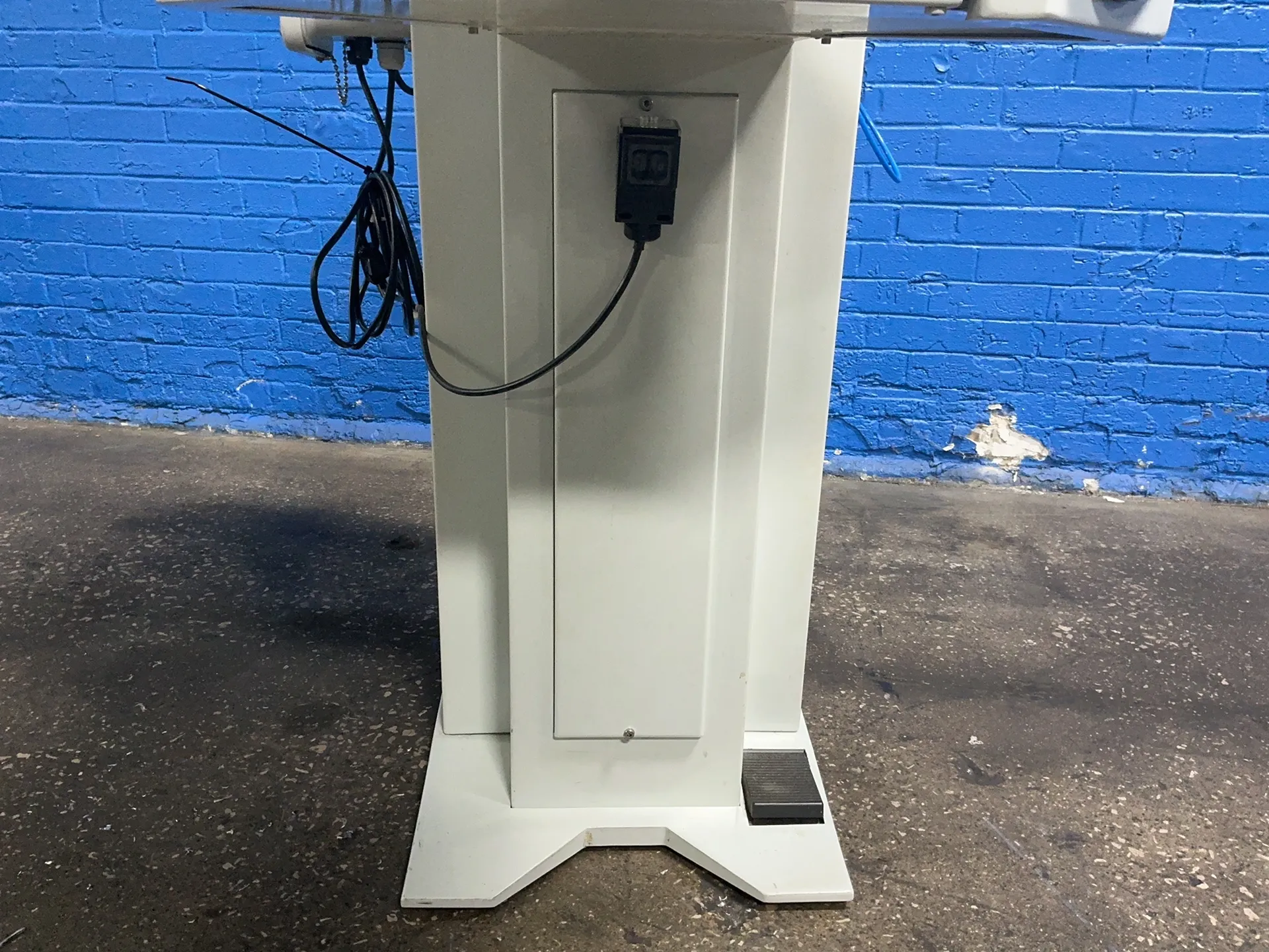 Siro Lasertec #SL50, Precision Laser Welder, 100 width, foot pedal, 200-240 V. (3 available) - Image 3