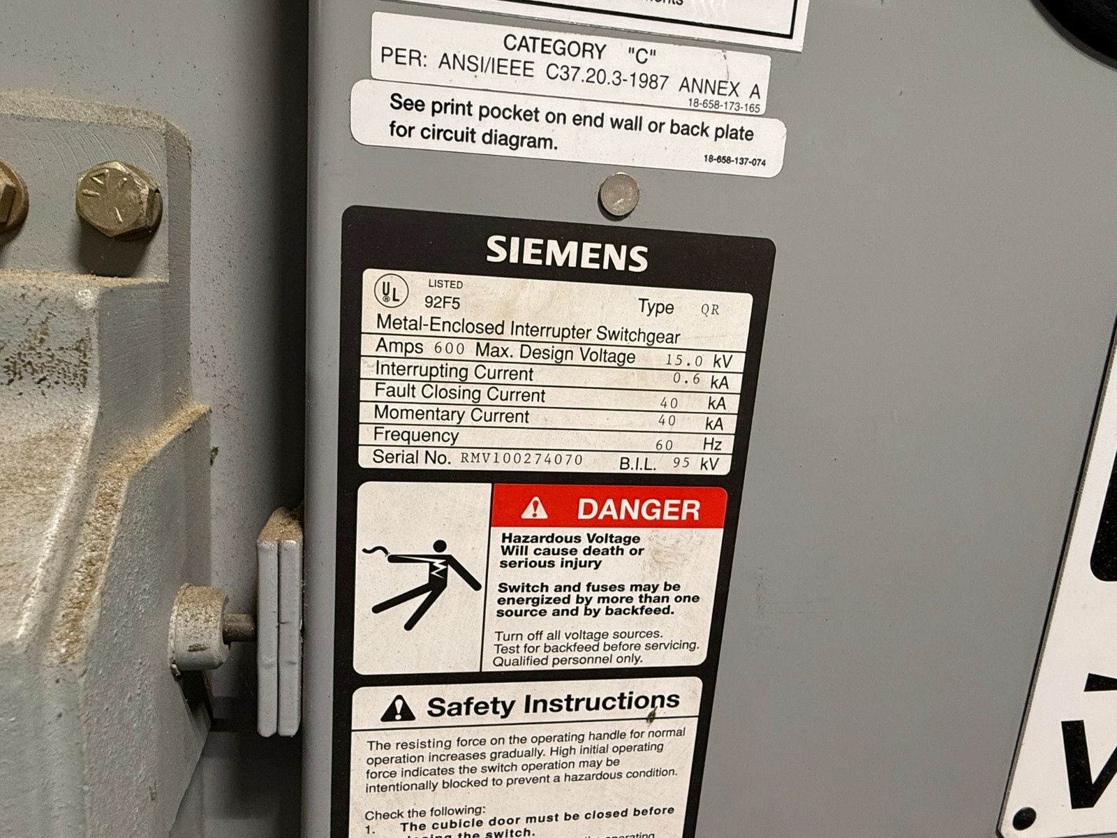 2500/3500 KVA 13,800 Primary, 600Y/346 Secondary, Siemens, Liquid-Filled Unit Substation Transformer - Image 4