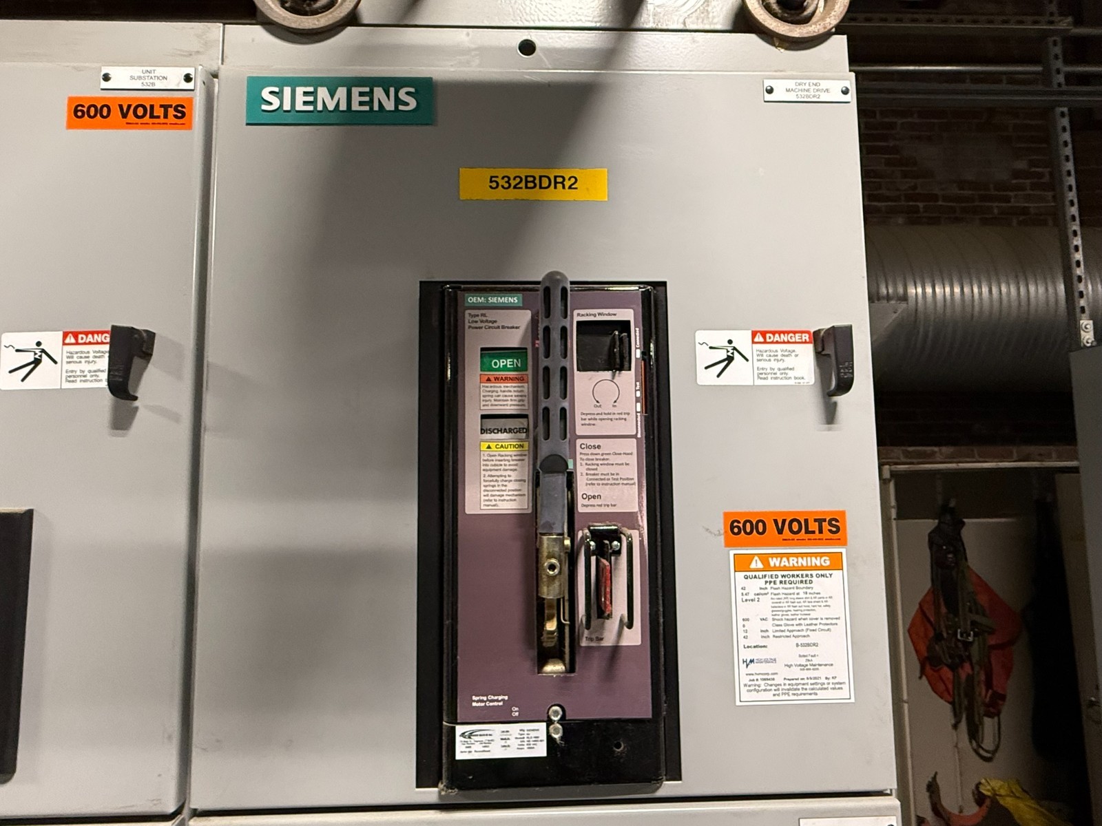 2500/3500 KVA 13,800 Primary, 600Y/346 Secondary, Siemens, Liquid-Filled Unit Substation Transformer - Image 6