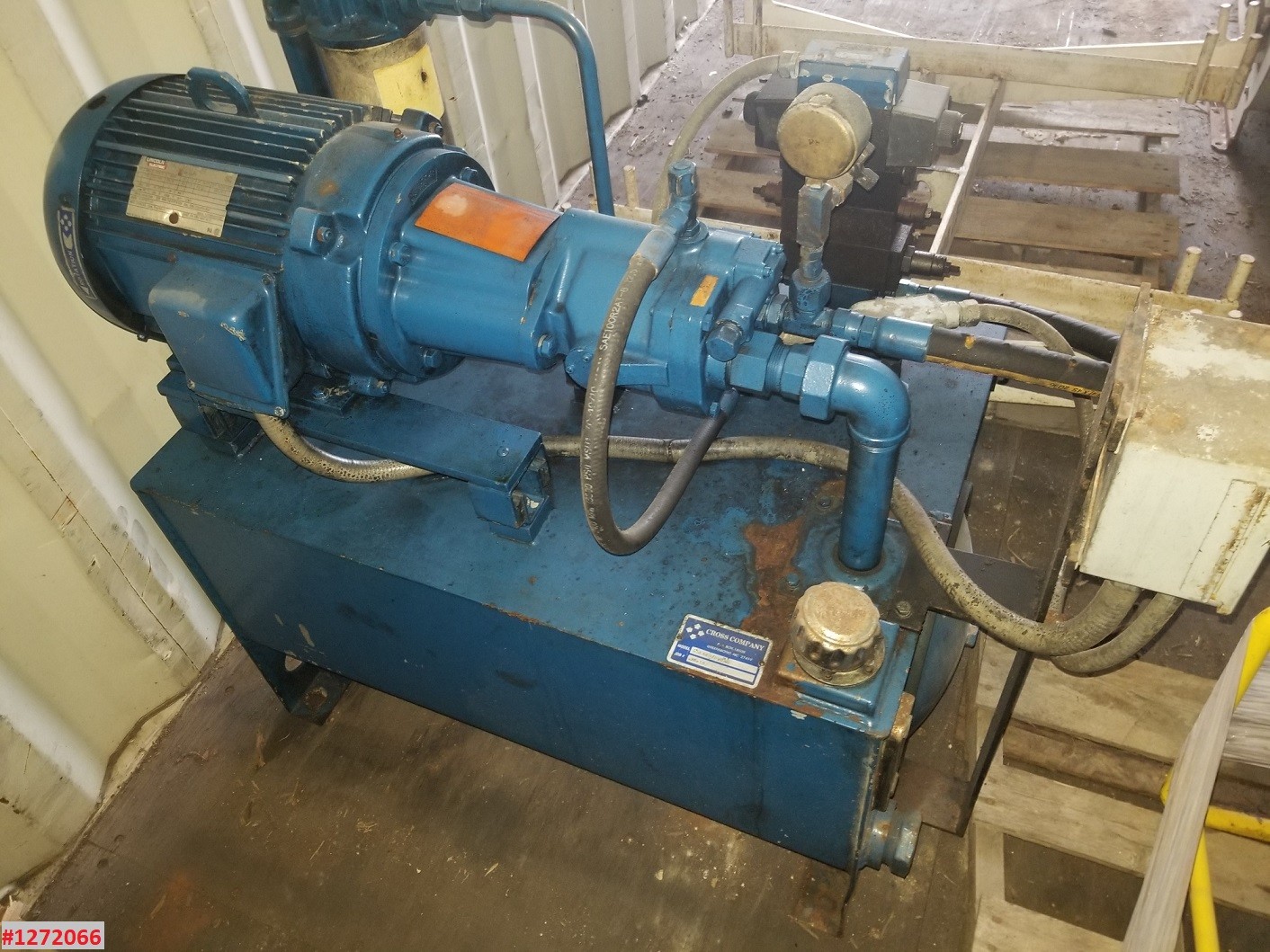 1" Vickers-Cross #CSEA40/PVQ20, gear pump, 20 GPM, 3600 psi, Carbon Steel, 10 HP - Image 6