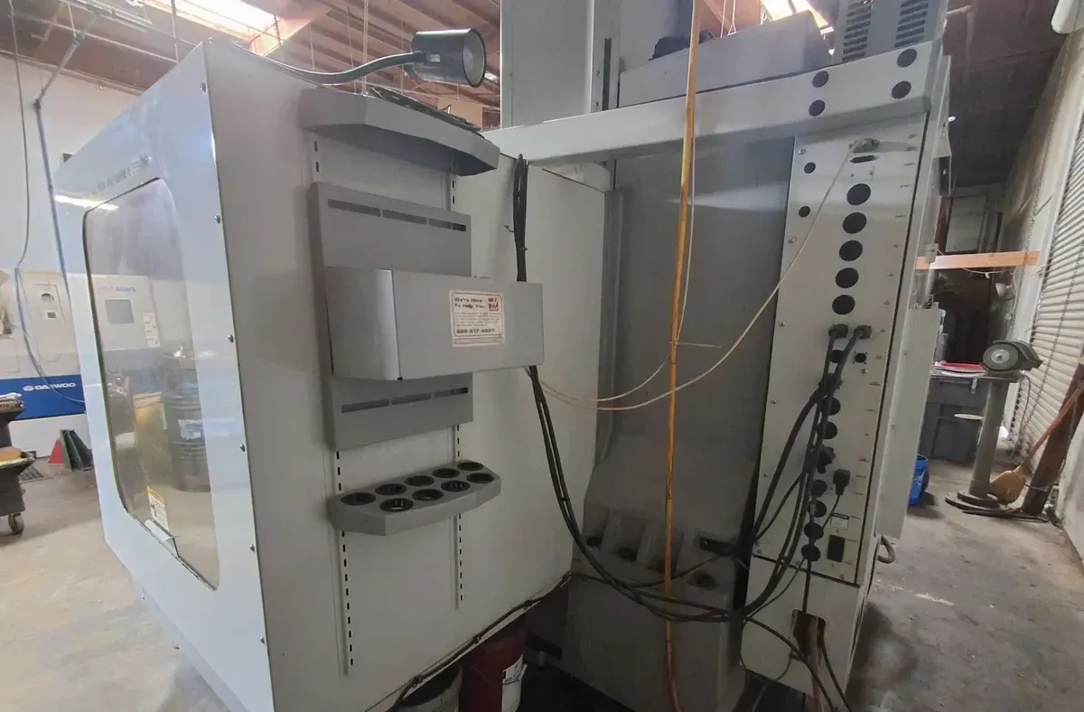 Haas #VF-3B, 4-Axis CNC Vertical Machining Center, 40" X, 20" Y, 25" Z, 48" x 18" table, 30 HP, 10,000 RPM - Image 4