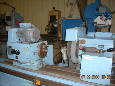 11" x 24" Tos, hydraulic, automatic infeed, plunge, 15-3/4"wheel, 5.5 HP, s/n #588814, 1988 - Image 2