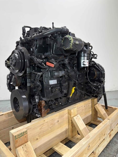 200 HP Cummins #QSB6.7, replacement diesel engine, T4F, warranty, new - Image 1