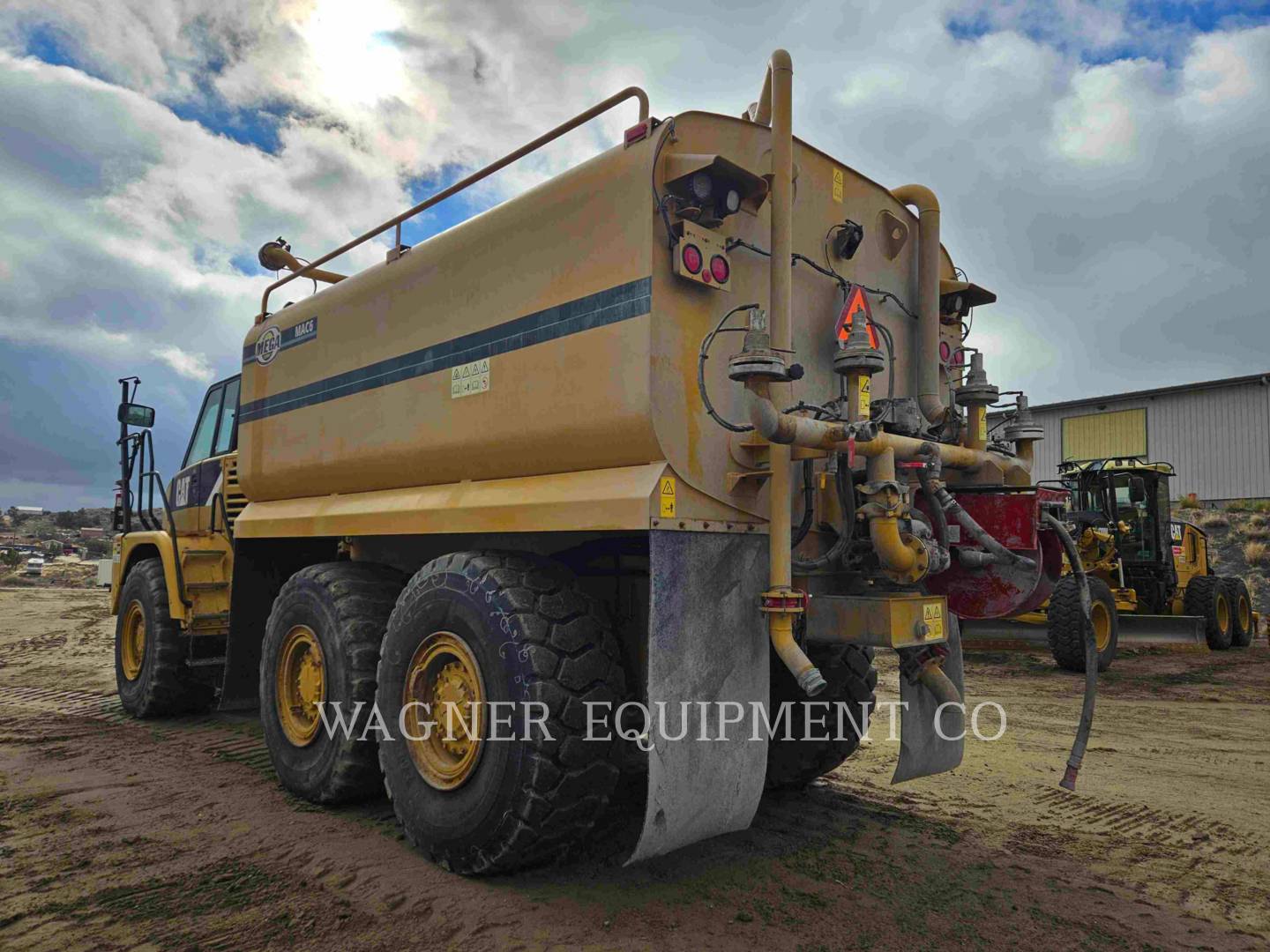 Caterpillar 730, Water Wagon, 9763 hours, S/N: B1M04049, 2013 - Image 4