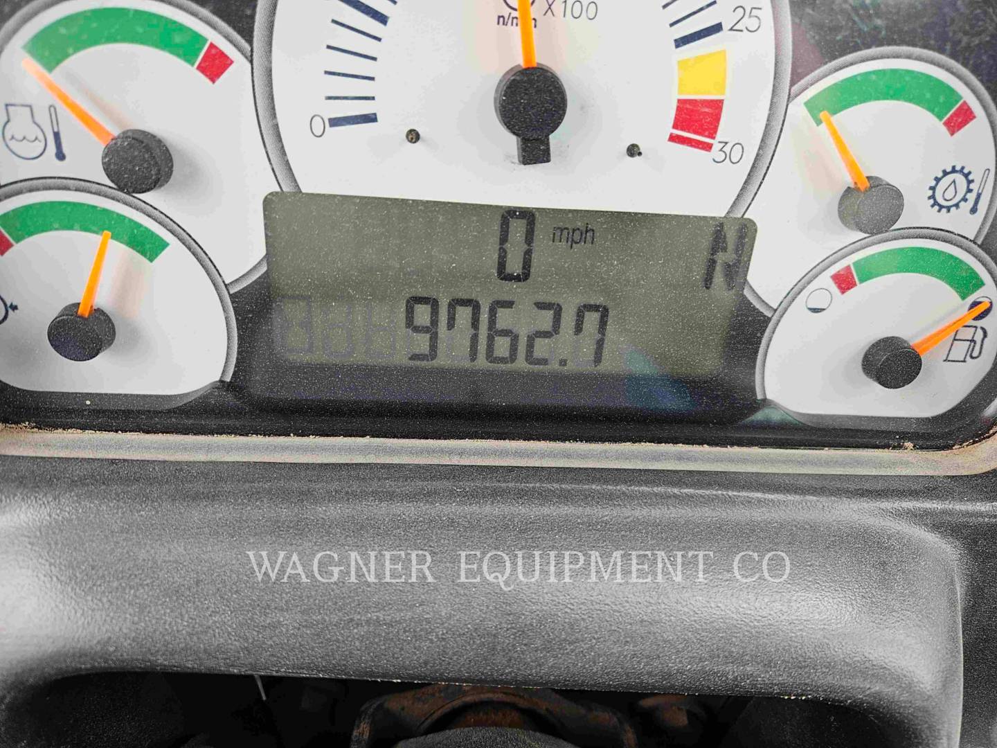 Caterpillar 730, Water Wagon, 9763 hours, S/N: B1M04049, 2013 - Image 5