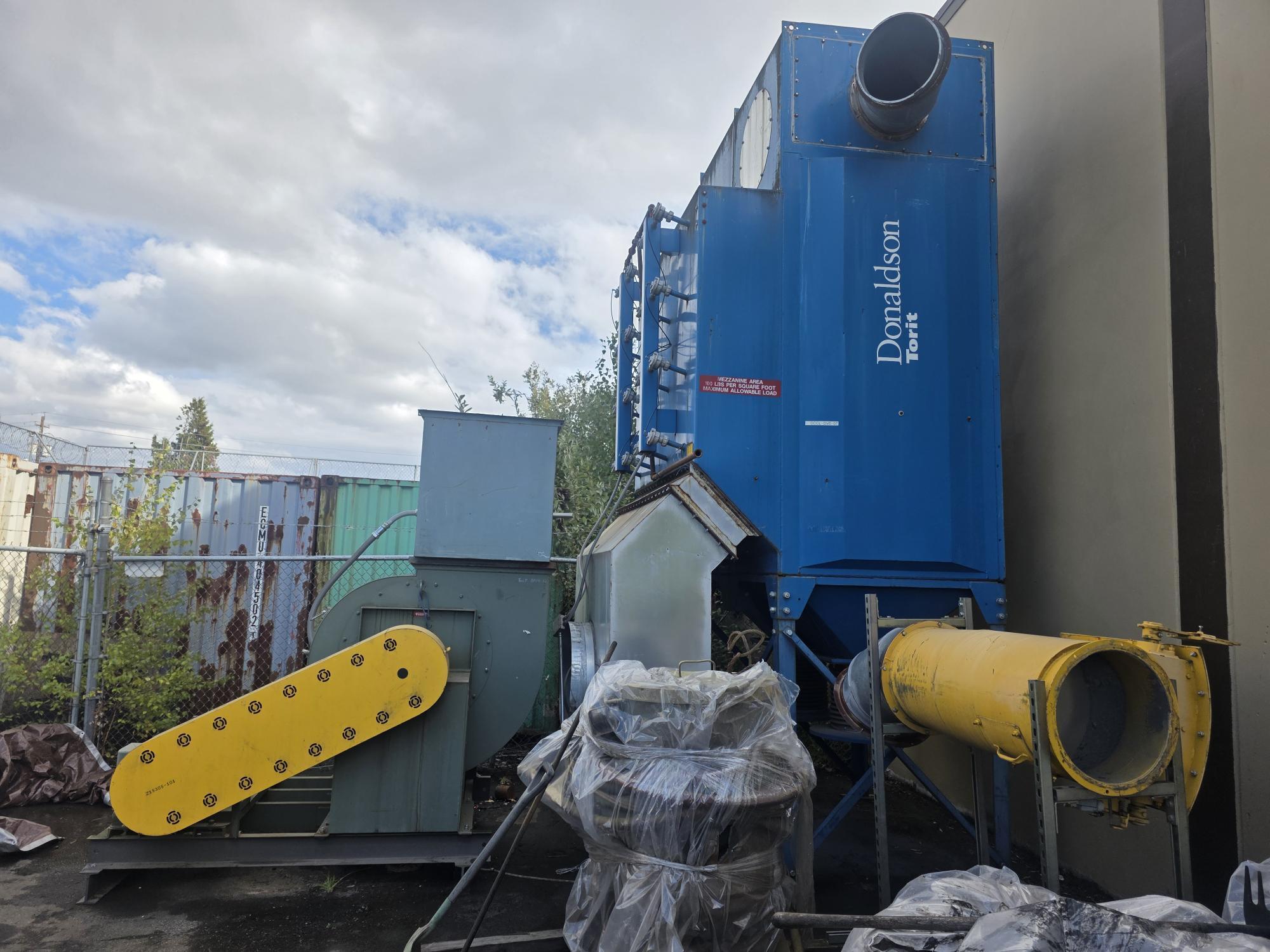 20000 cfm Donaldson Torit #DF04-32, Downflo oval cartridge dust collector, 32 filters, 6080 sq.ft., 50 HP - Image 5