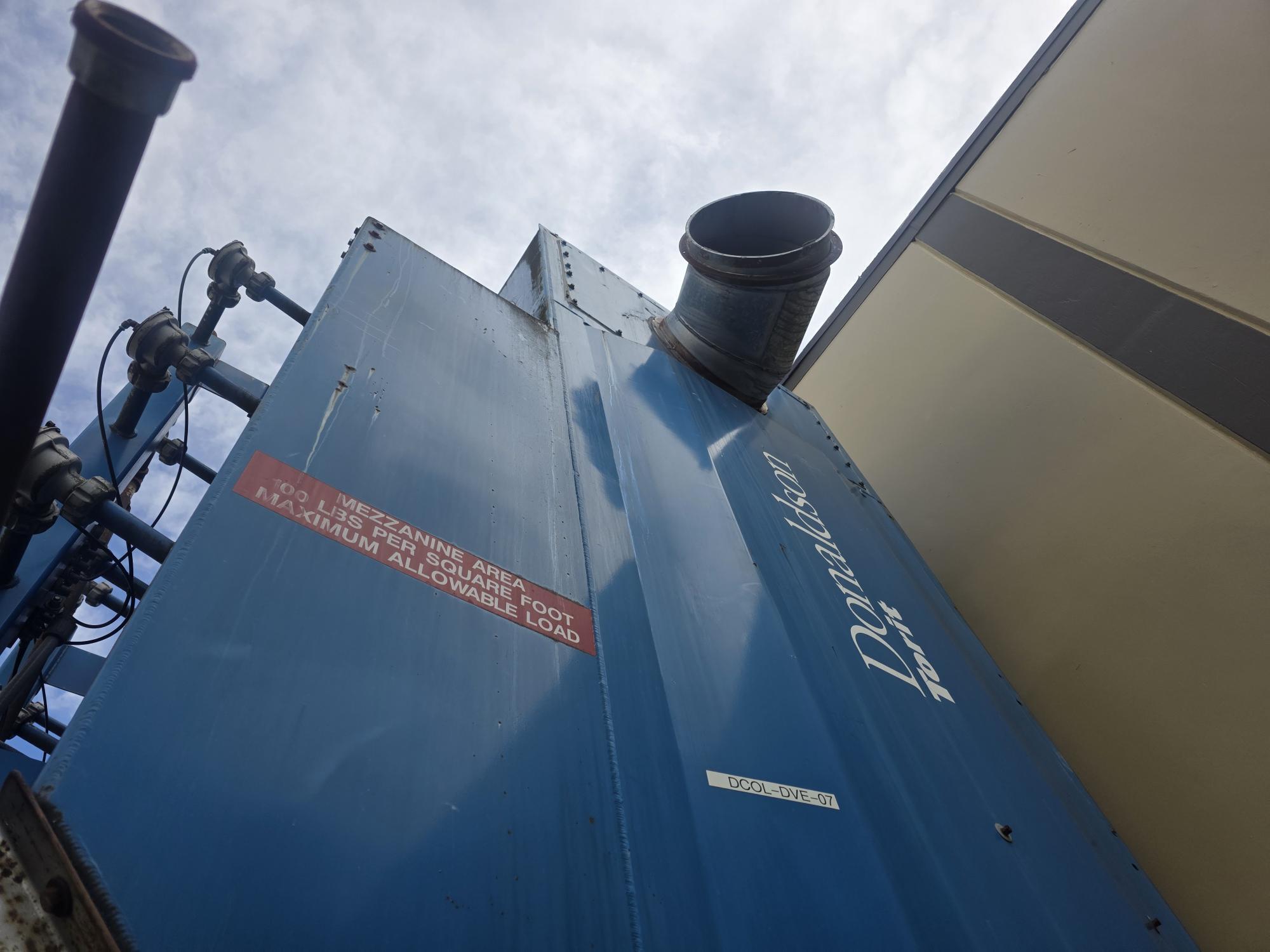 20000 cfm Donaldson Torit #DF04-32, Downflo oval cartridge dust collector, 32 filters, 6080 sq.ft., 50 HP - Image 8
