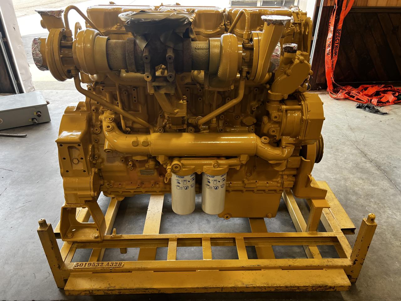 800 HP Caterpillar #C18, twin turbo industrial diesel engine, EPA Tier 3 pre-emission, 14" flywheel, rebuilt - Image 5