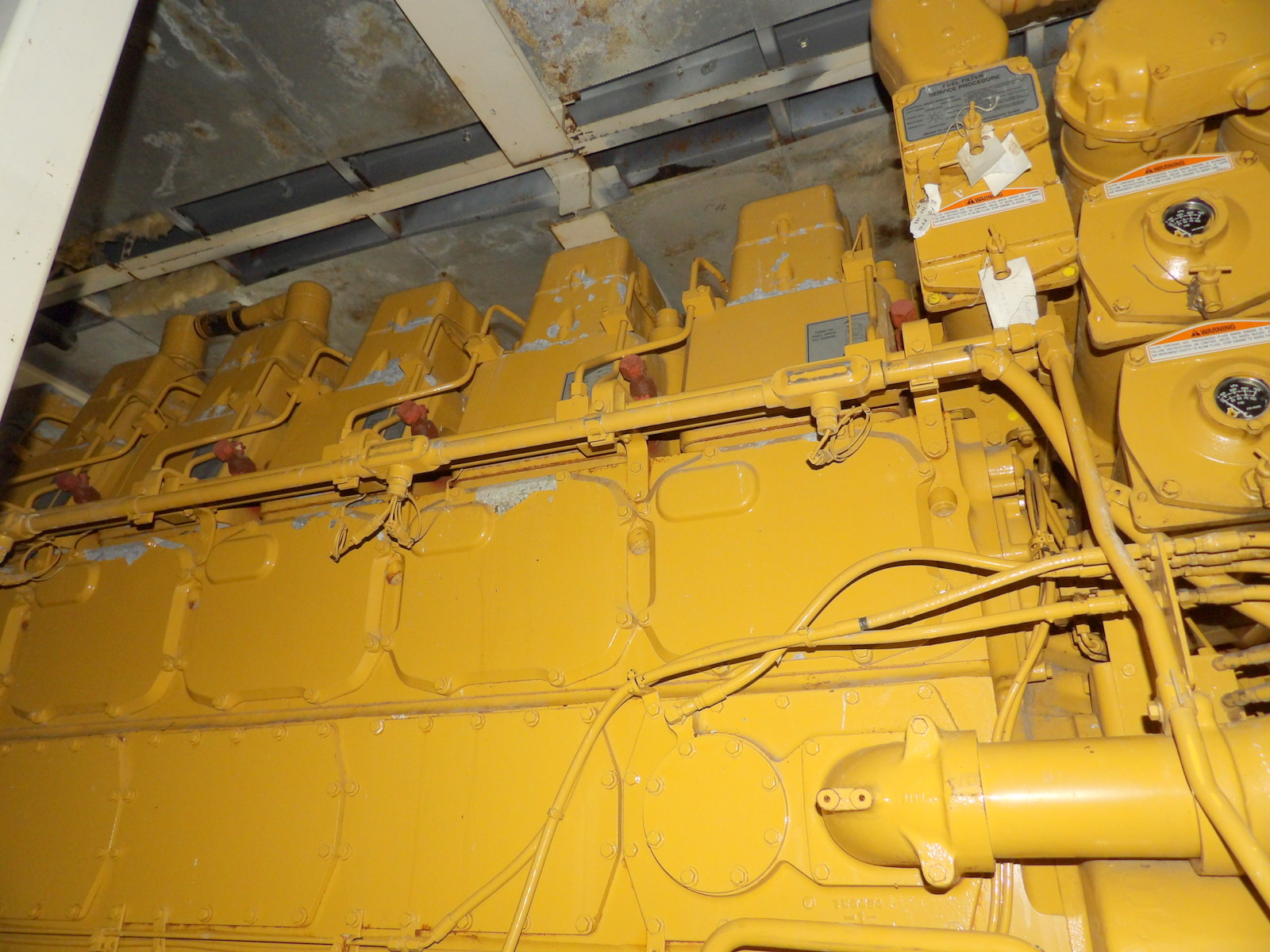 2250 KW Caterpillar #3608, Diesel Generator Set, 2812.5 KVA continuous, 2400/4160 Volts, 3145 HP @ 900 RPM - Image 5
