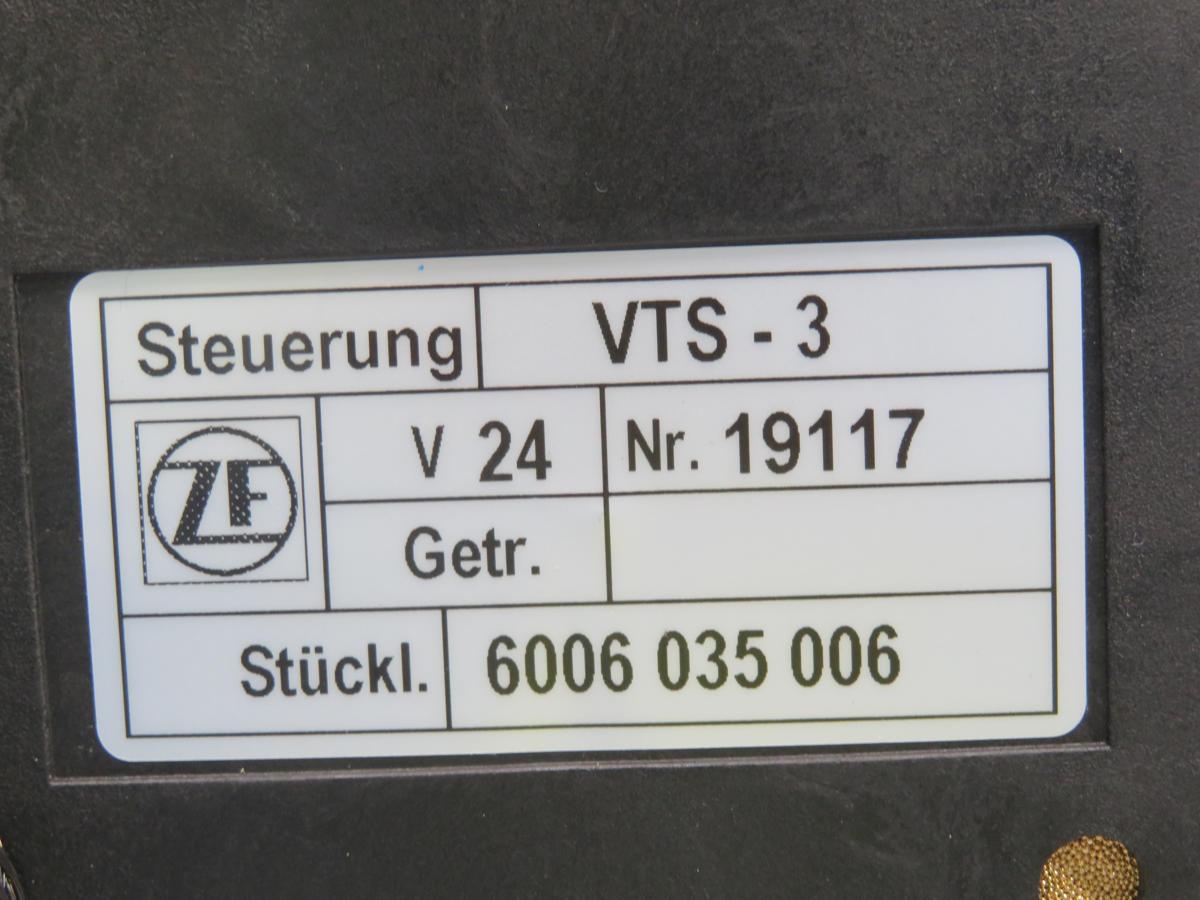 John Deere #VTS-3, joystick controller - Image 4
