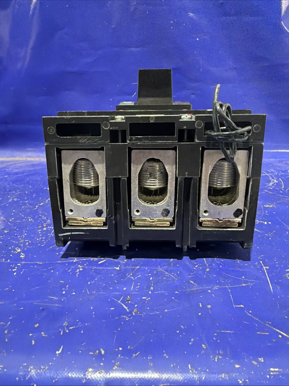 400 Amps, Square D #LAL364008041, LAL molded case circuit breaker, 600 Volts, 3 Pole, 22kA - Image 4