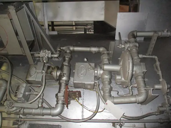 60" diameter x 72" H Annealing Furnace, gas-fired, hydrogen gas, 2150°F, complete w/control - Image 5