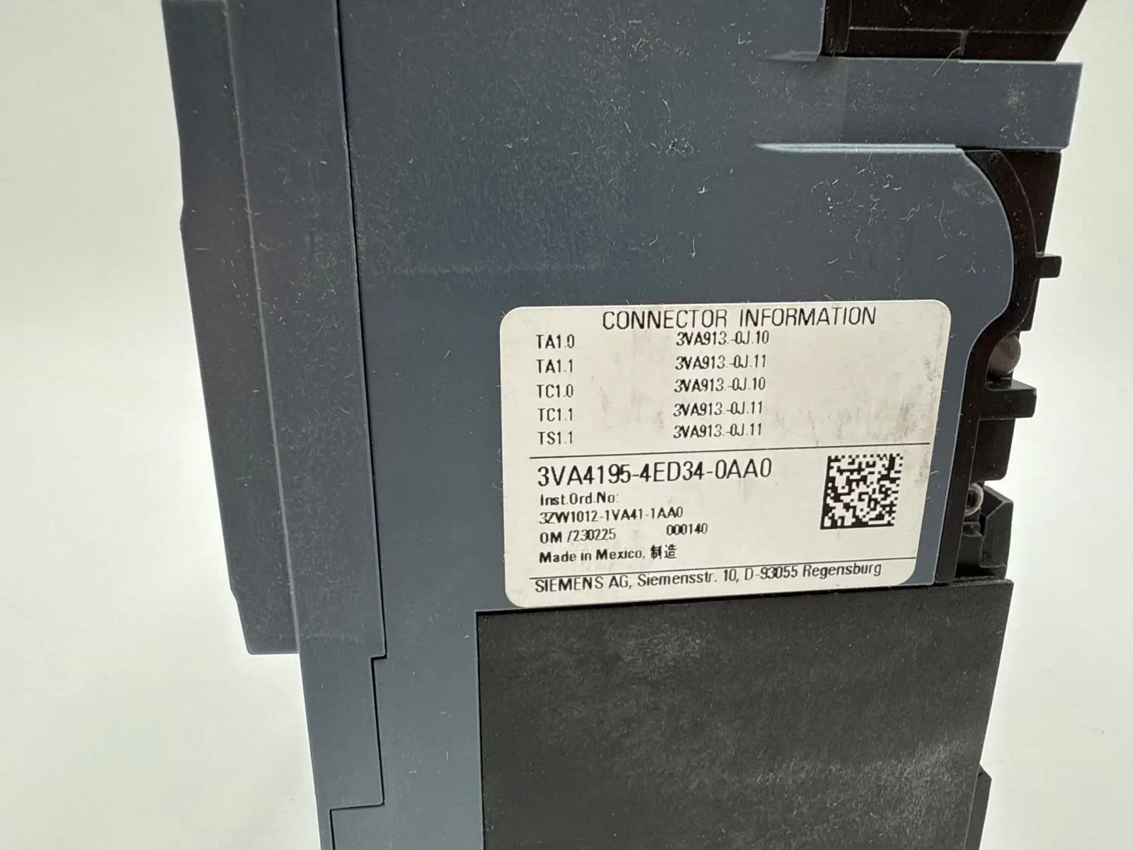 15 Amps, Siemens #3VA4195-4ED34-0AA0, Circuit Breaker, 3-Pole, 600 Volts, NEW - Image 4