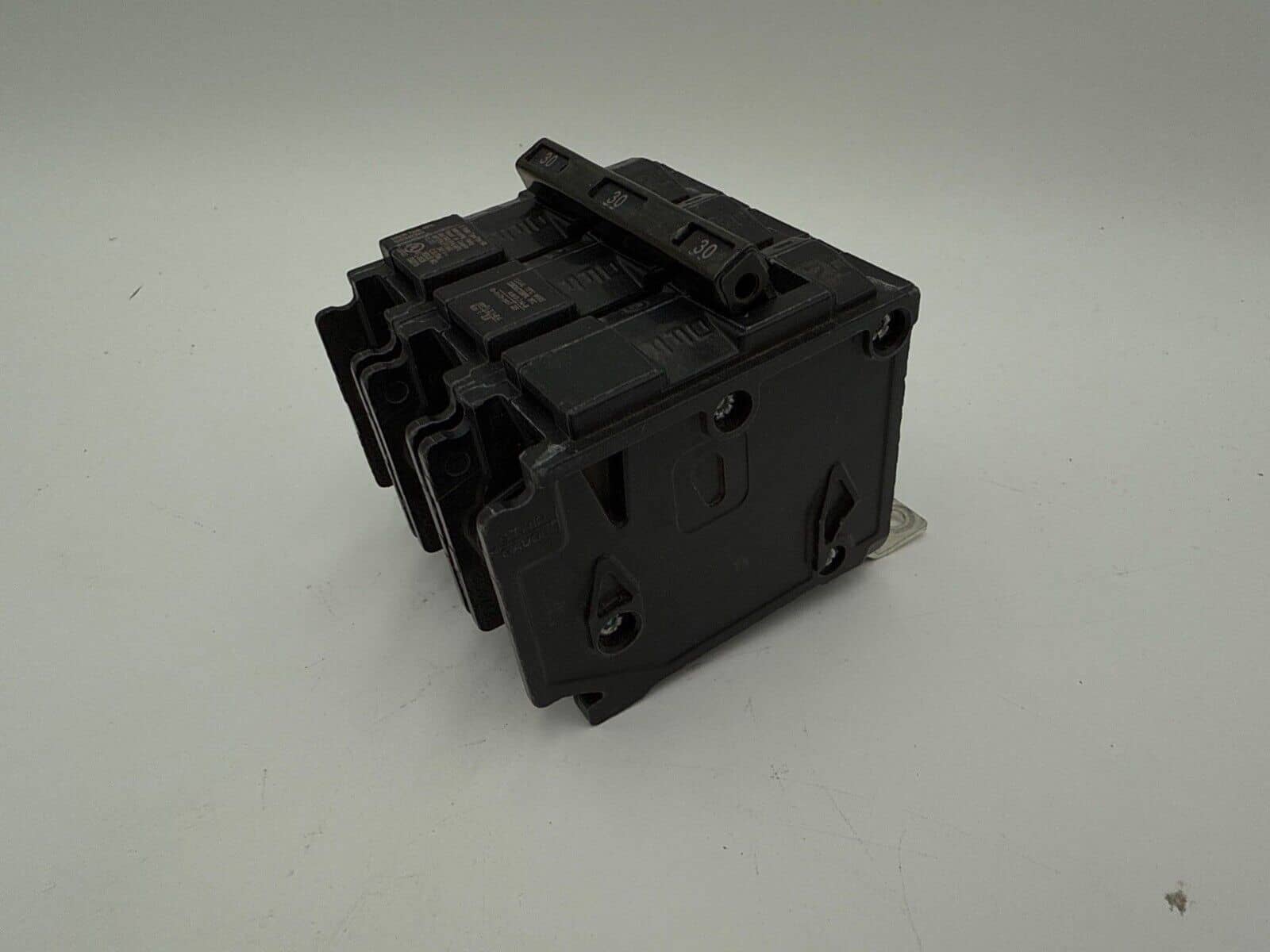 30 Amps, Siemens #B330HH, Circuit Breaker, 3-Pole, 240 Volts, 65kA, Bolt-On - Image 5