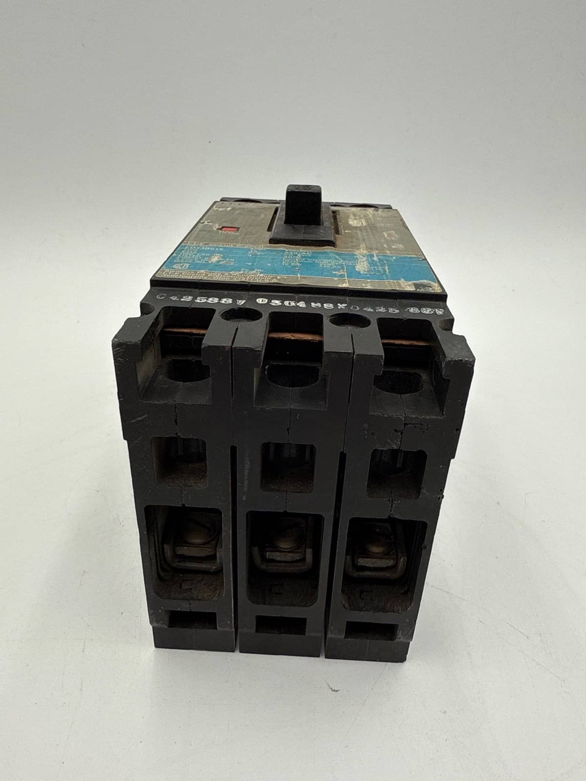 15 Amps, Siemens #ED23B015, Circuit Breaker, 3-Pole, 240 Volts - Image 4