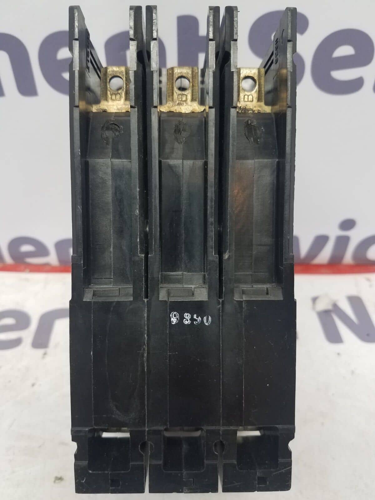 40 Amps, Siemens #ED63B040, Circuit Breaker, 3-Pole, 600 Volts, Bolt-On - Image 2