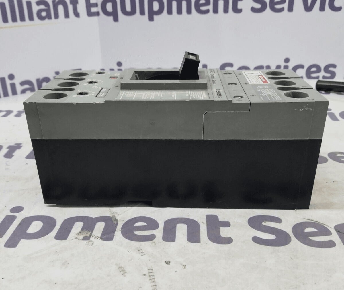 200 Amps, Siemens #FXD63B200, Circuit Breaker, 3-Pole, 600 Volts, Bolt-On - Image 3