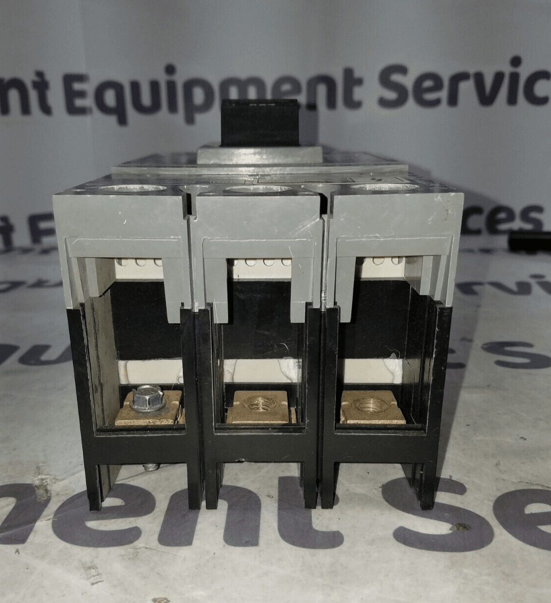 200 Amps, Siemens #FXD63B200, Circuit Breaker, 3-Pole, 600 Volts, Bolt-On - Image 6