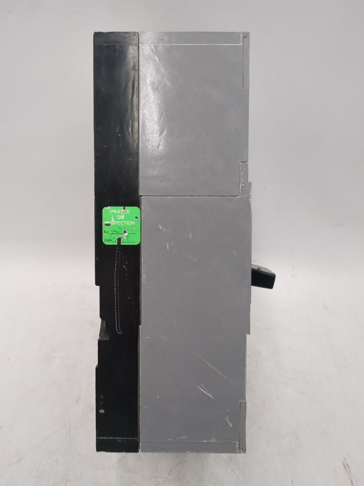 350 Amps, Siemens #HHJXD63B350, Circuit Breaker, 3-Pole, 600 Volts, Bolt-On - Image 5