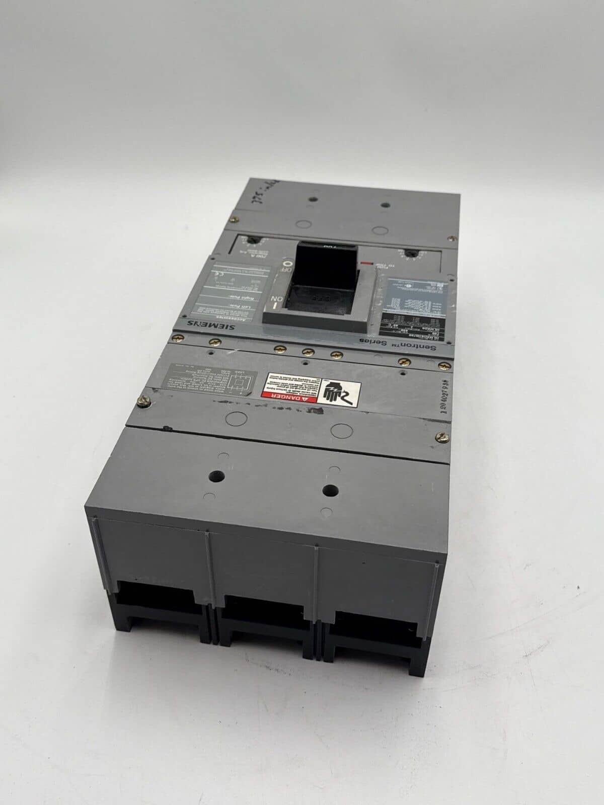 700 Amps, Siemens #HLMXD63B700, Circuit Breaker, 3-Pole, 600 Volts - Image 6