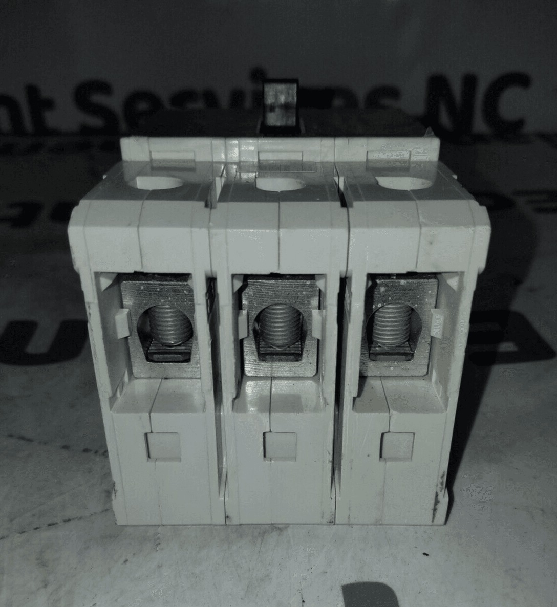 100 Amps, Siemens #NGB3B100, Circuit Breaker, 3-Pole, 600 Volts, Bolt-On - Image 5