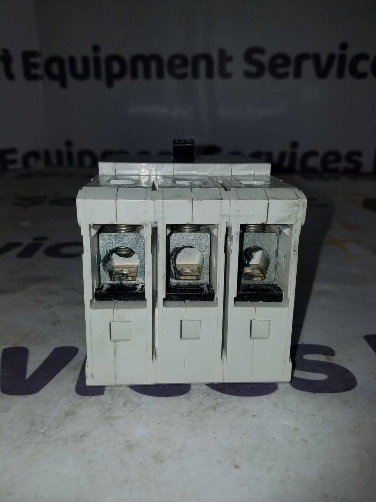 125 Amps, Siemens #NGB3B125, Circuit Breaker, 3-Pole, 600 Volts, Bolt-On - Image 6