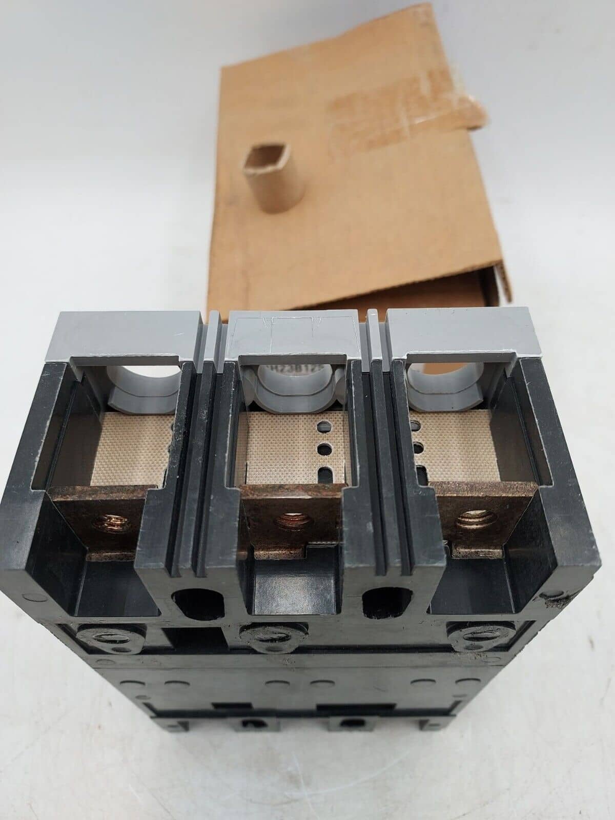 125 Amps, Siemens #QJH23B125, Circuit Breaker, 3-Pole, 240 Volts, Bolt-On, NEW - Image 7