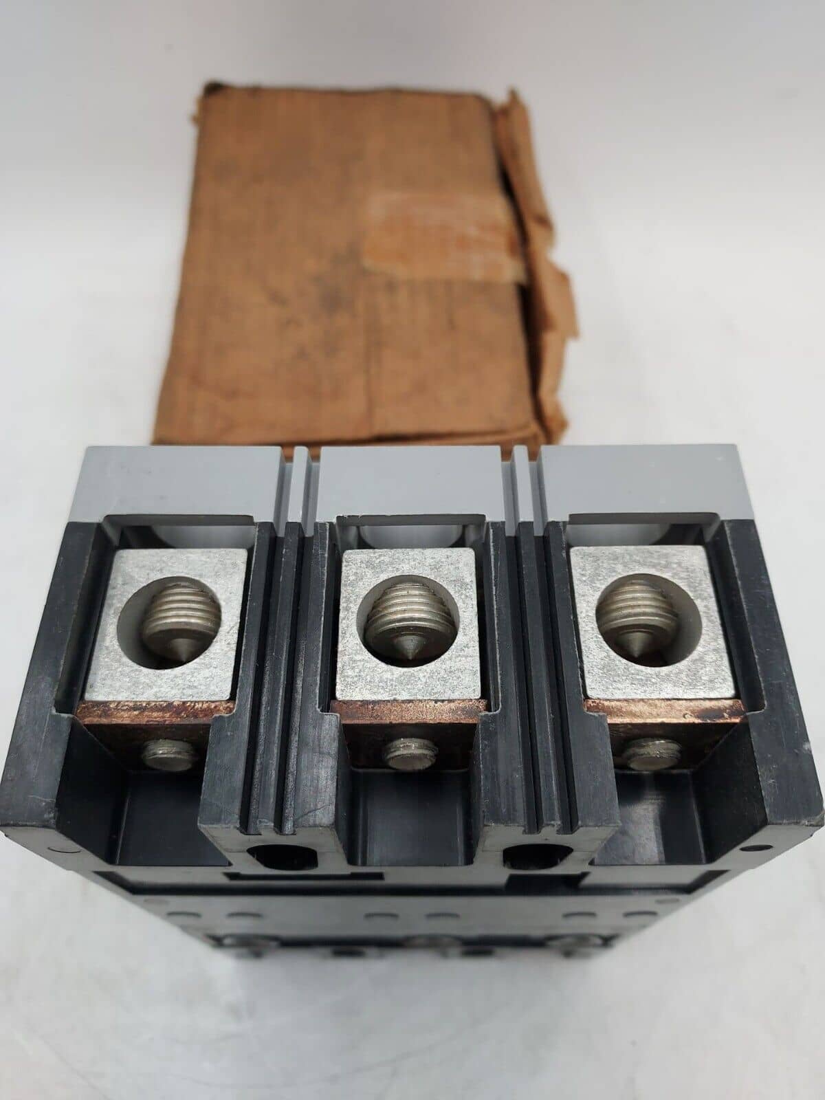 150 Amps, Siemens #QJH23B150, Circuit Breaker, 3-Pole, 240 Volts, Bolt-On, NEW - Image 8