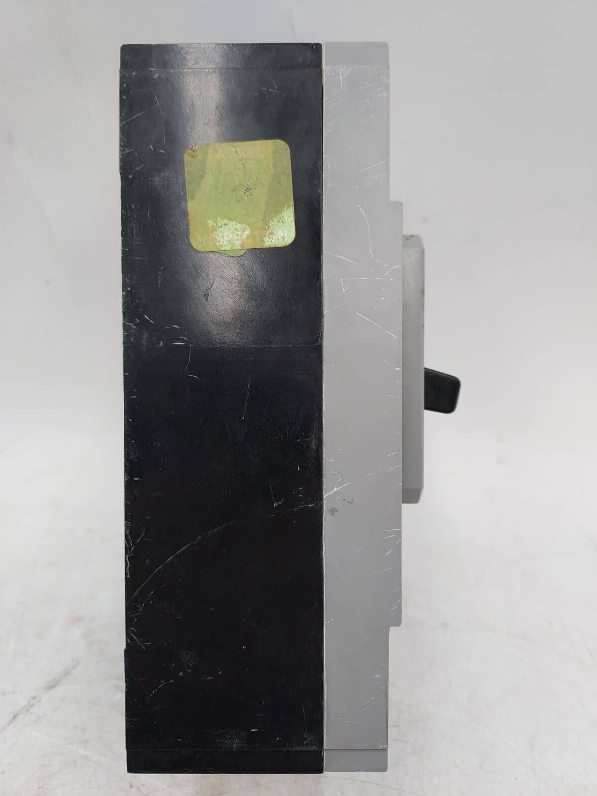 150 Amps, Siemens #QJH23B150, Circuit Breaker, 3-Pole, 240 Volts, Bolt-On - Image 3