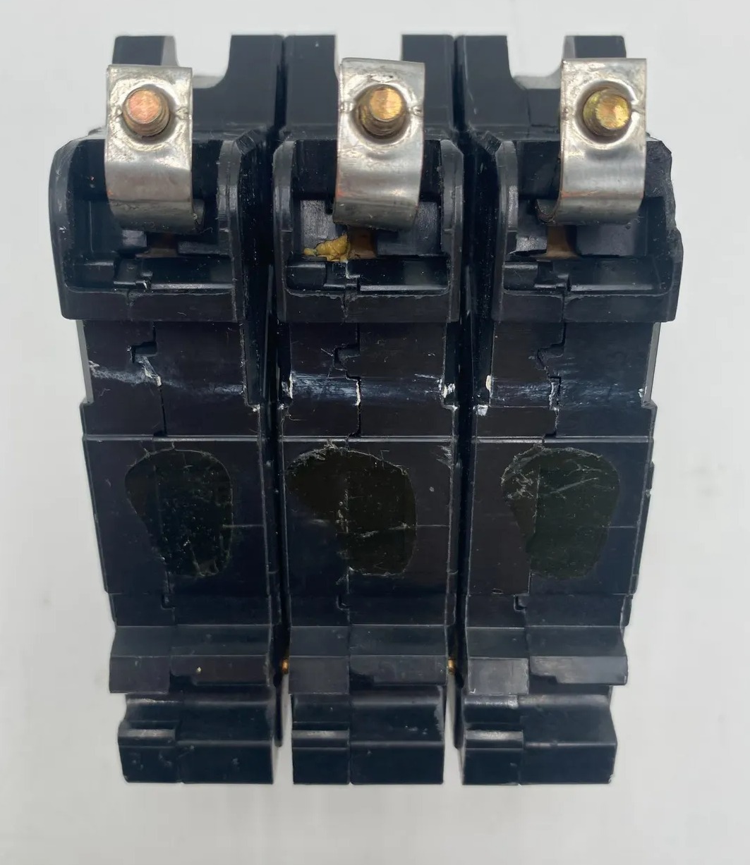 70 Amps, Square D #EHB34070, Circuit Breaker, 3-Pole, 480 Volts - Image 2