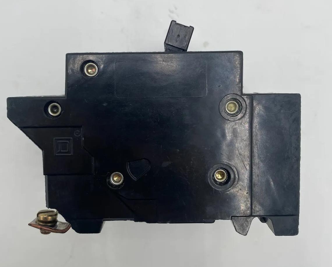 70 Amps, Square D #EHB34070, Circuit Breaker, 3-Pole, 480 Volts - Image 4