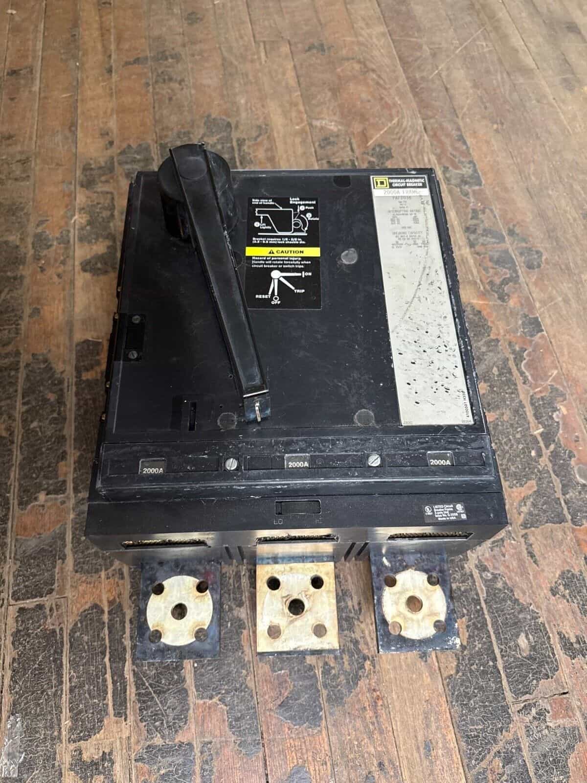 2000 Amps, Square D #PAF2036, Circuit Breaker, 3-Pole, 600 Volts - Image 3