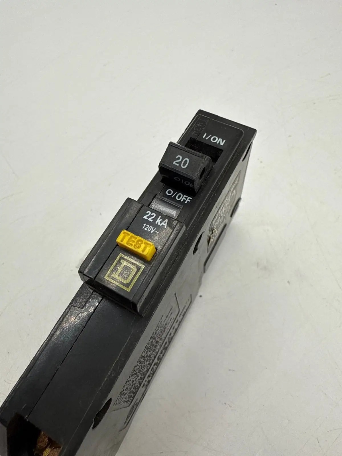 20 Amps, Square D #QOB120VHGFI, Circuit Breaker, 1-Pole, 120 Volts, 22kA - Image 2