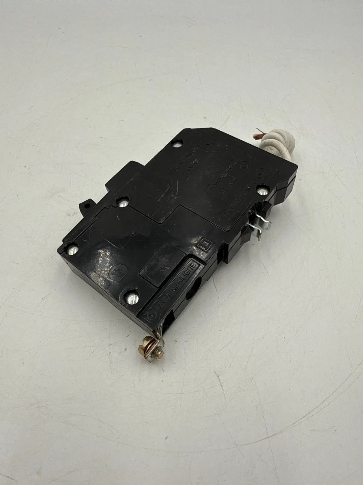 20 Amps, Square D #QOB120VHGFI, Circuit Breaker, 1-Pole, 120 Volts, 22kA - Image 6