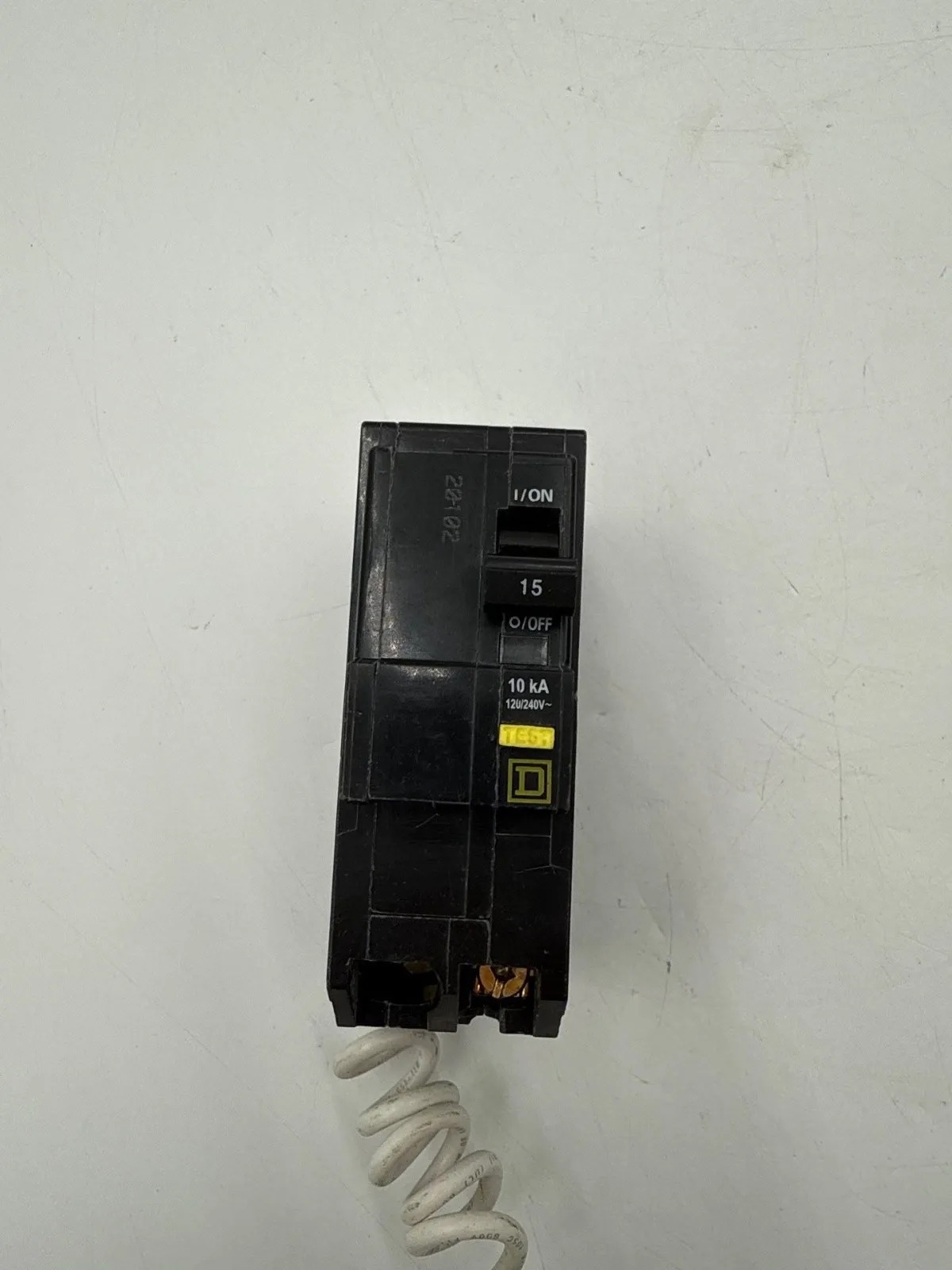 15 Amps, Square D #QOB215GFI, Circuit Breaker, 2-Pole, 240/120 Volts, 10kA, Bolt-On - Image 2