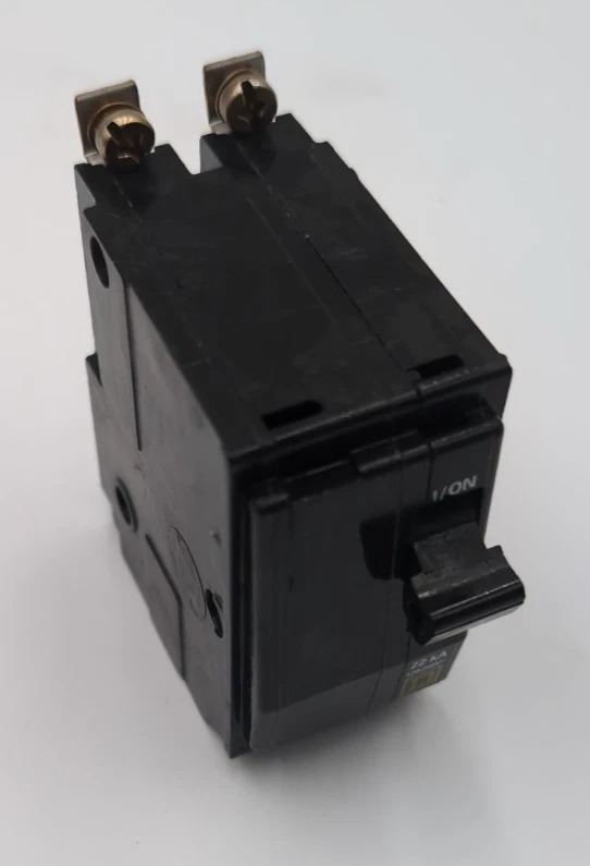 15 Amps, Square D #QOB215VH, Circuit Breaker, 2-Pole, 240 Volts, 22kA, Bolt-On, NEW - Image 2