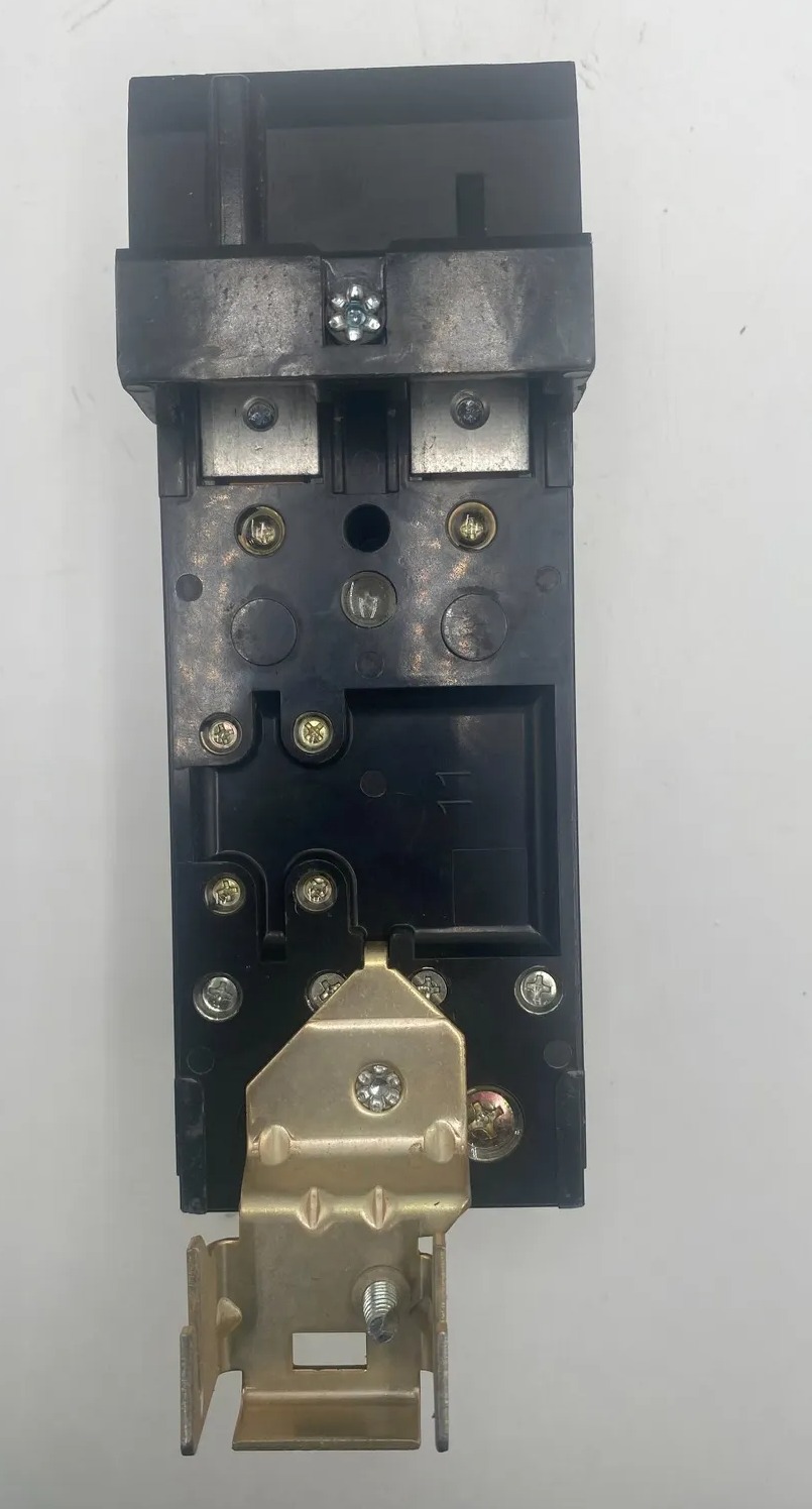 200 Amps, Square D #QGA222004, Circuit Breaker, 2-Pole, 600 Volts - Image 3