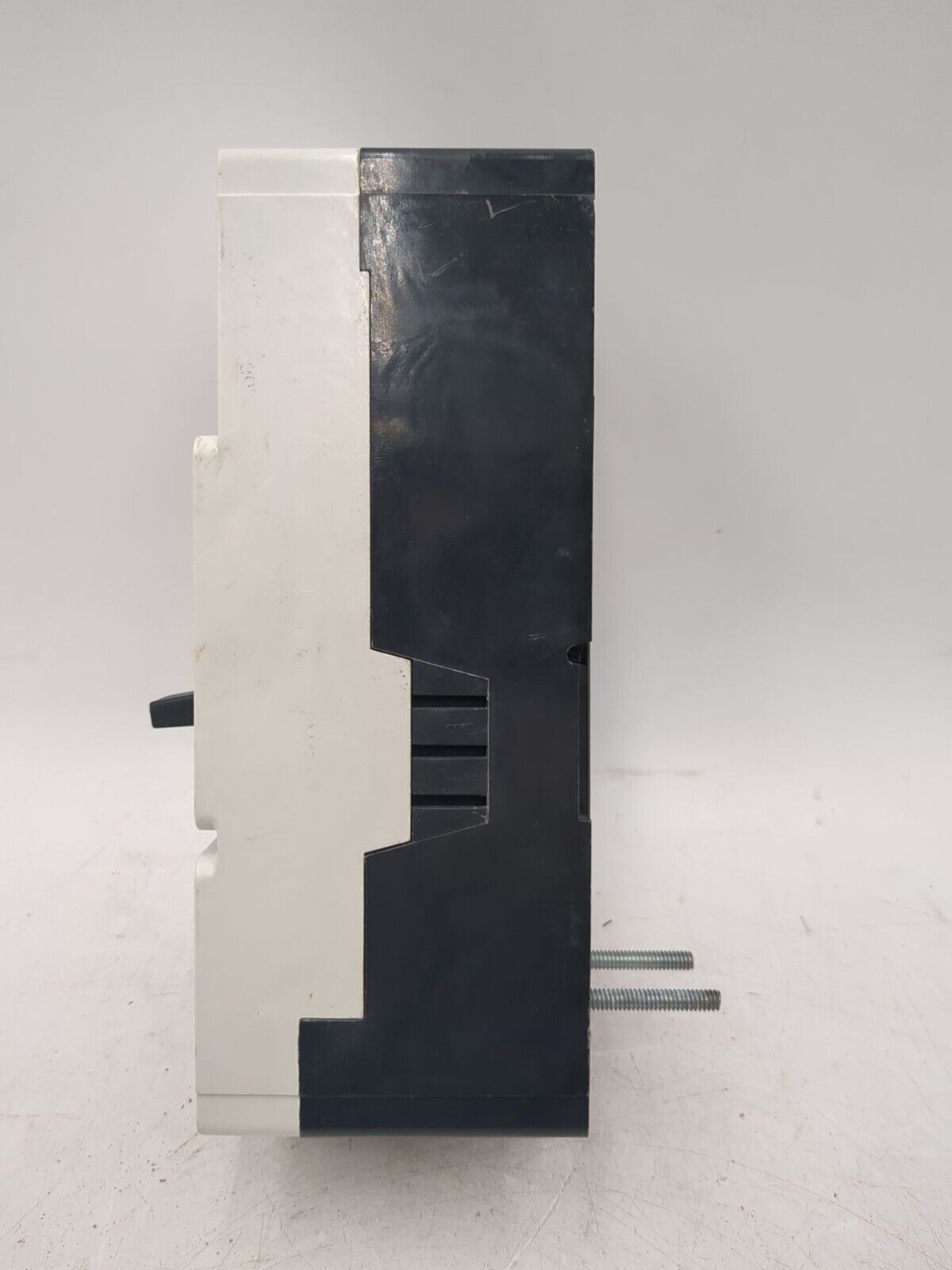 200 Amps, Westinghouse #JD3250, Circuit Breaker, 3-Pole, 600 Volts - Image 4