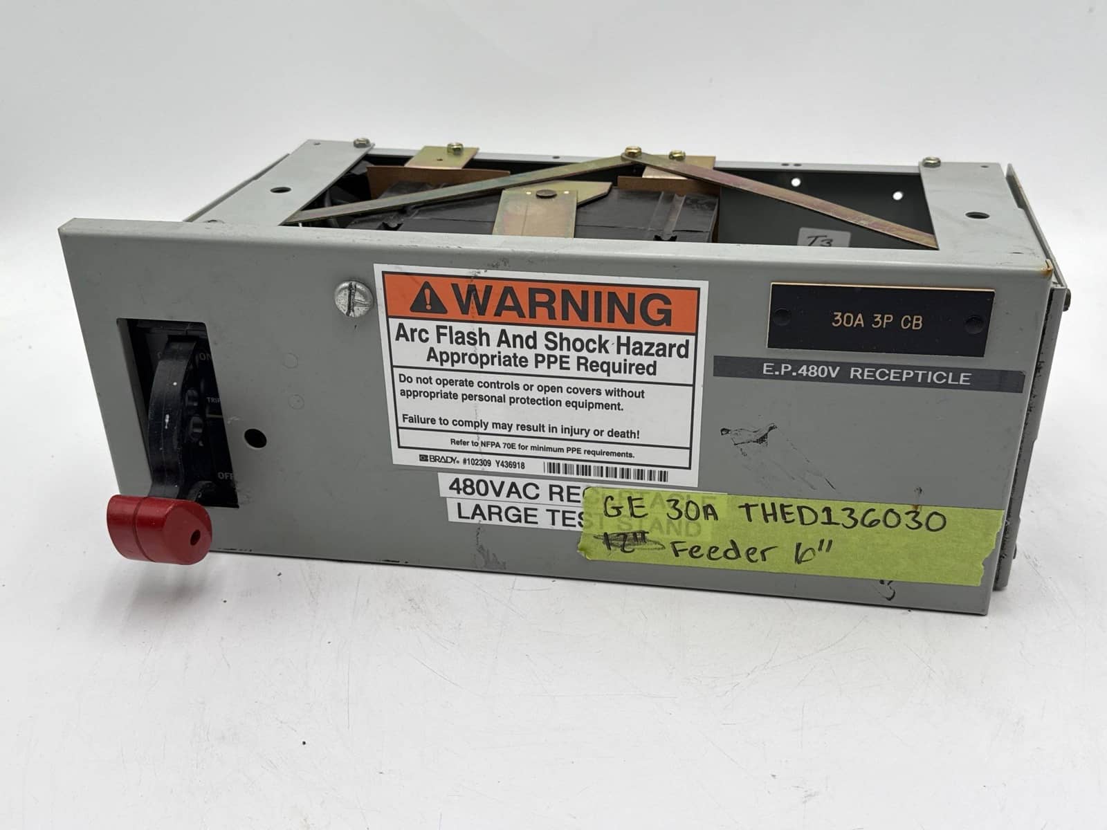 General Electric #8000, 6", 30 Amp, MCC Feeder Bucket, Breaker THED136030 - Image 1