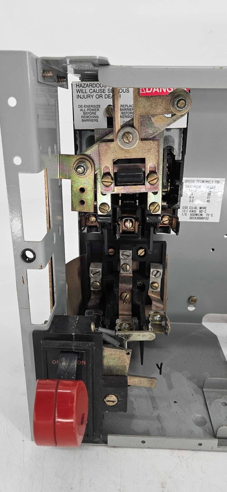 General Electric 8000 12 Fused Mcc Bucket 30A, 8000 Series 12", 30 Amp, Fusible Feeder MCC Bucket - Image 3