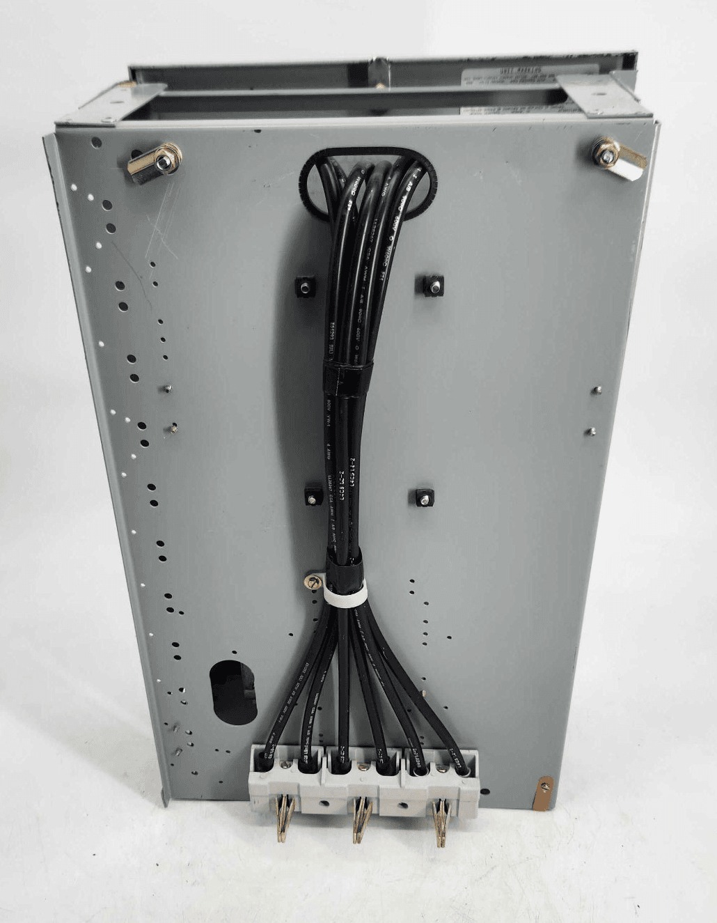 General Electric #GEMCCFUSE200A, 200 Amp, 24" Feeder MCC Bucket 8000 Series - Image 5
